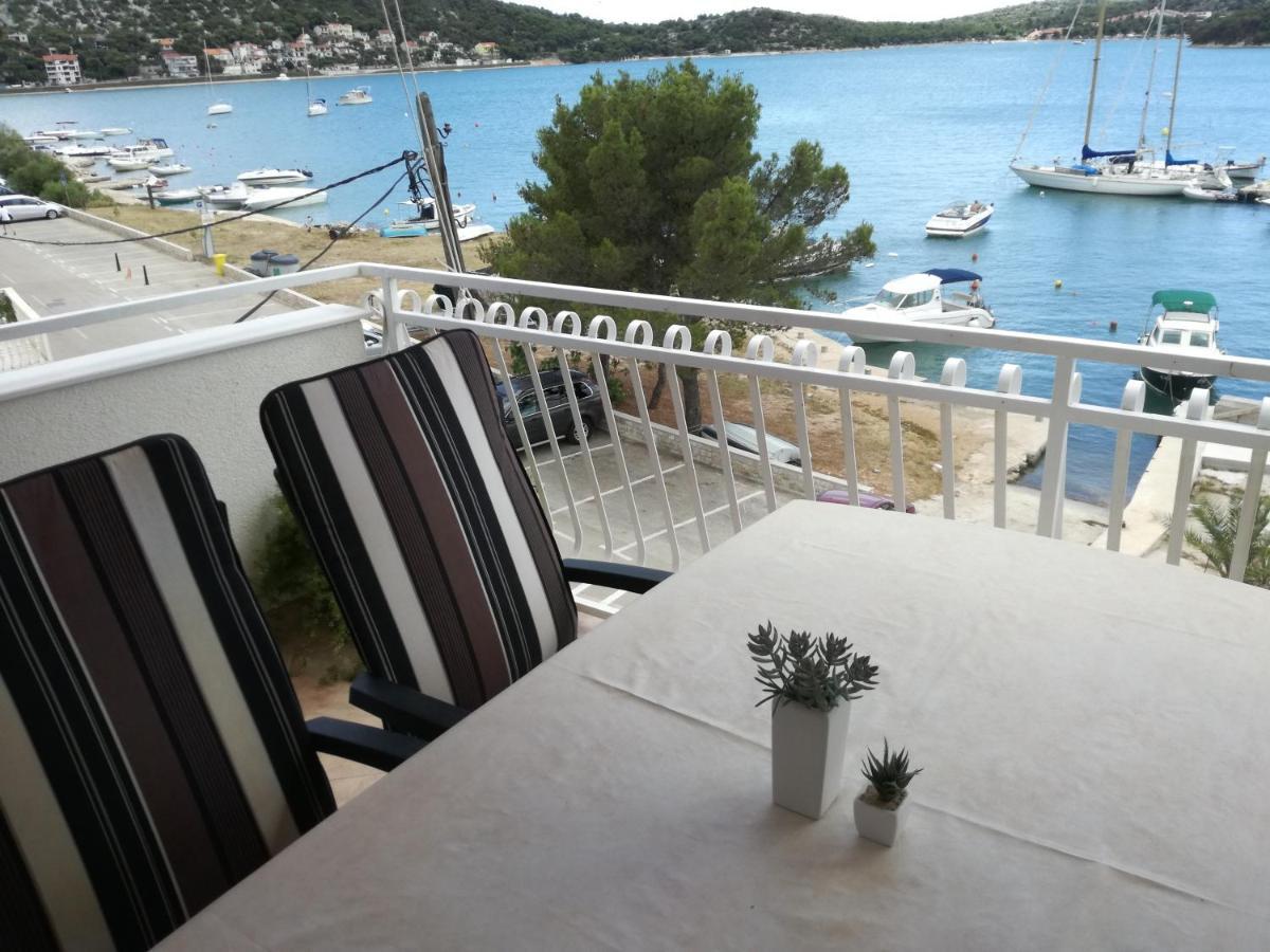 Apartments Nera Tisno Εξωτερικό φωτογραφία