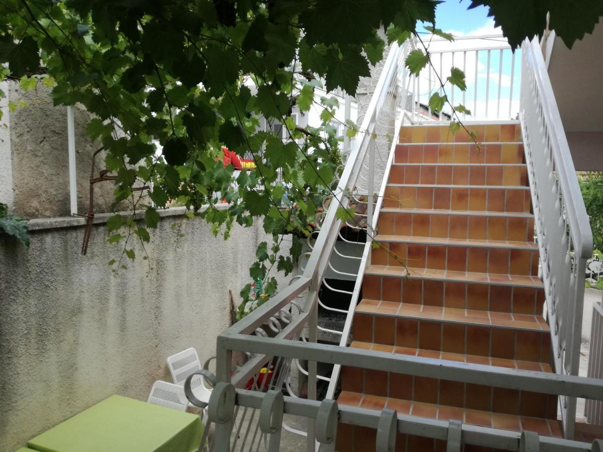 Apartments Nera Tisno Εξωτερικό φωτογραφία